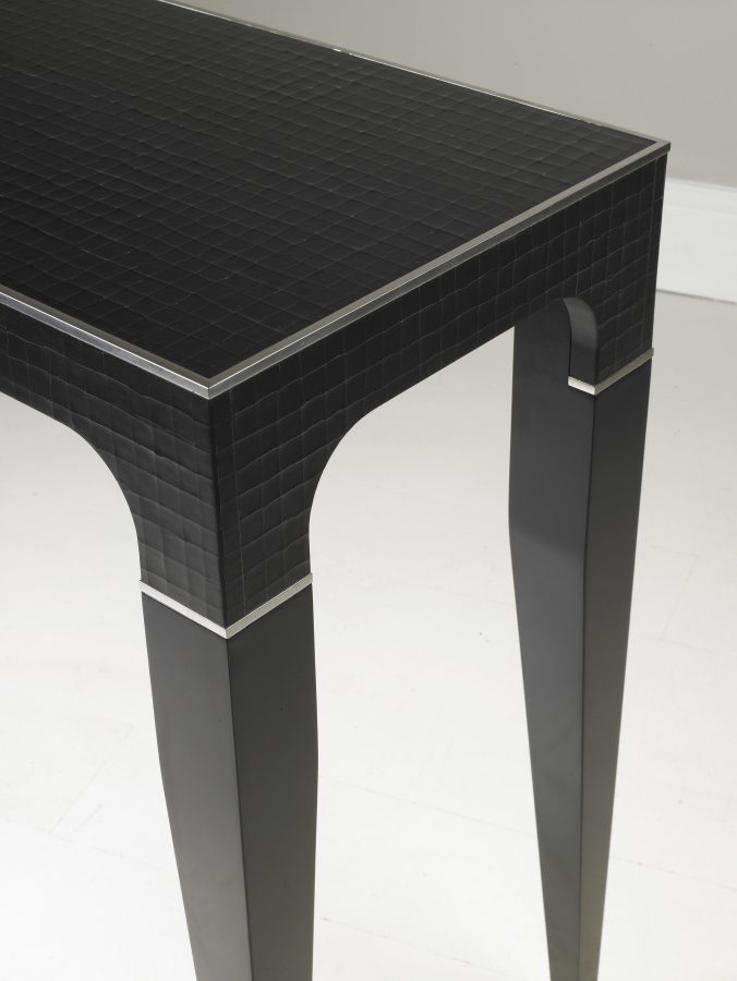 modern console table black detail